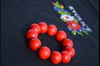 Bransoletka koralowa z drewna