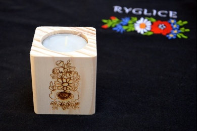 Świecznik mały drewniany